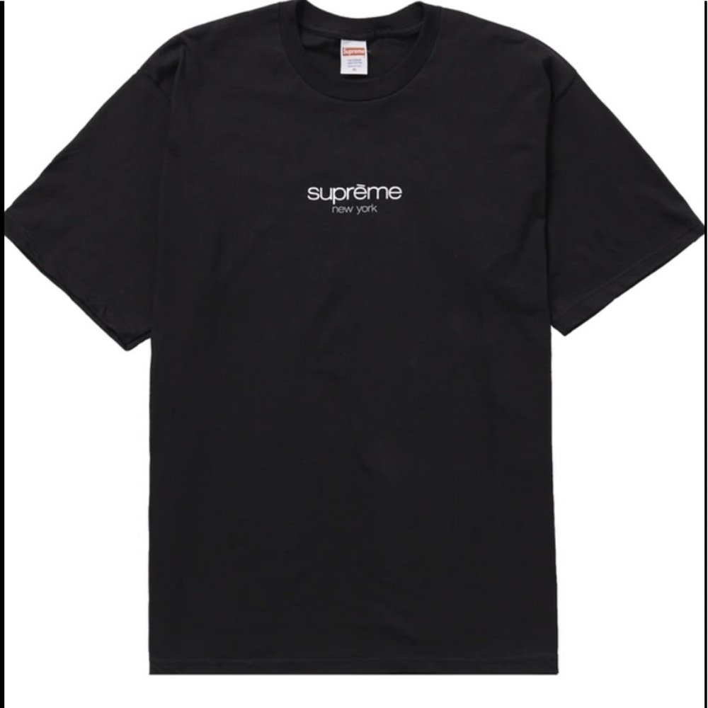 Supreme shirt wore it once.  it’s in excellent condition Comes with stickers too